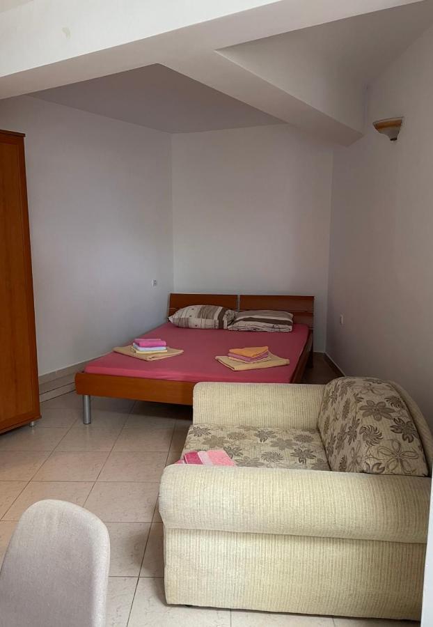 Apartments Sveti Stefan-Marko Eksteriør bilde